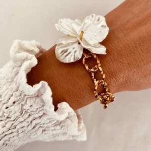 NEVA - Shell Flower Chain Bracelet